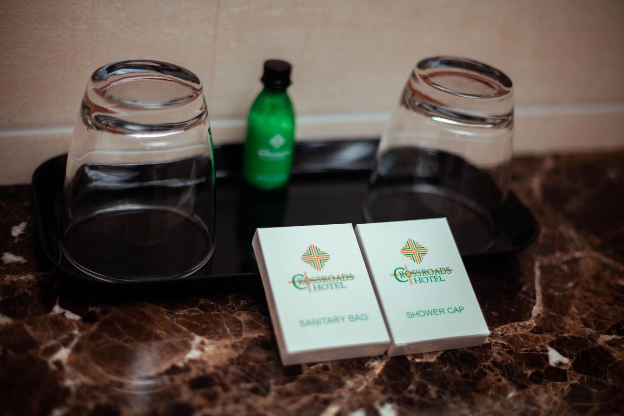 Crossroads Hotel Блантайър Екстериор снимка